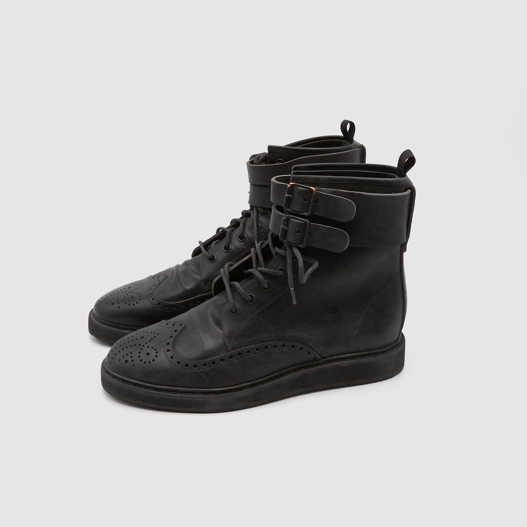 Washed Wing Tip Leather Boot