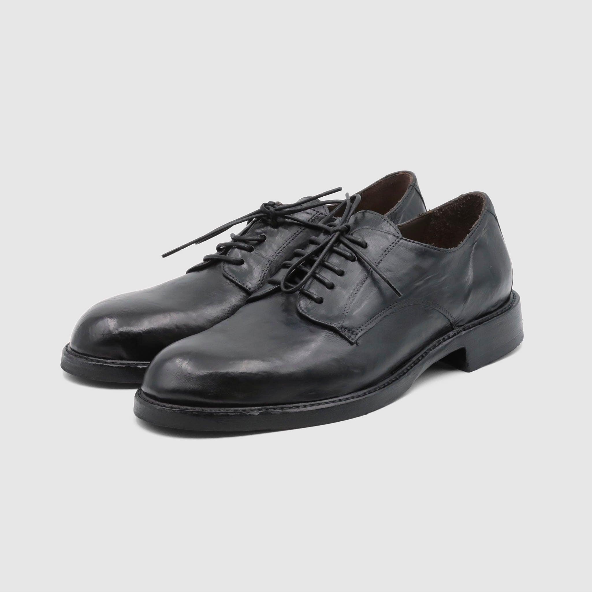 Class 1U Shoes