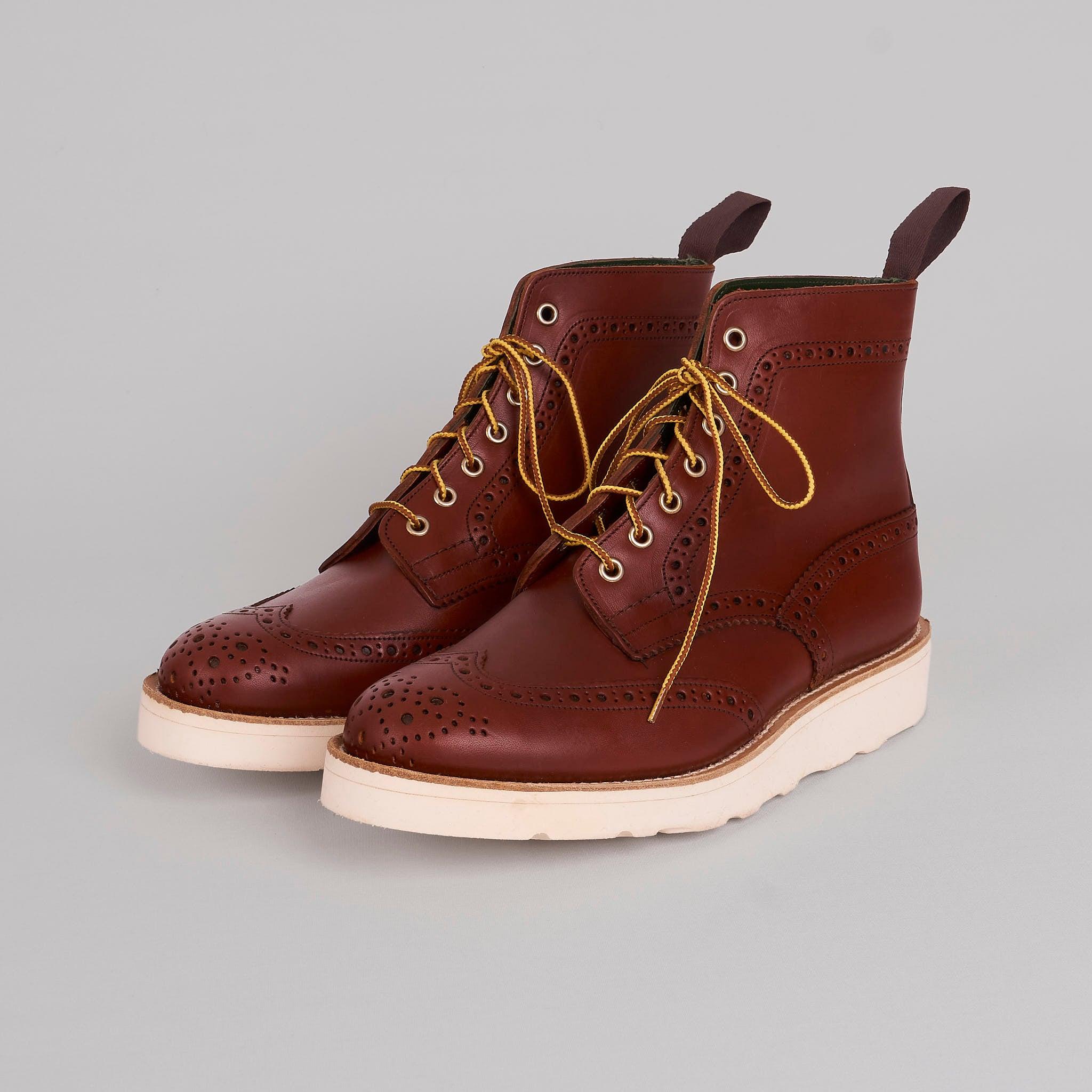 Waxy Brogue Boot