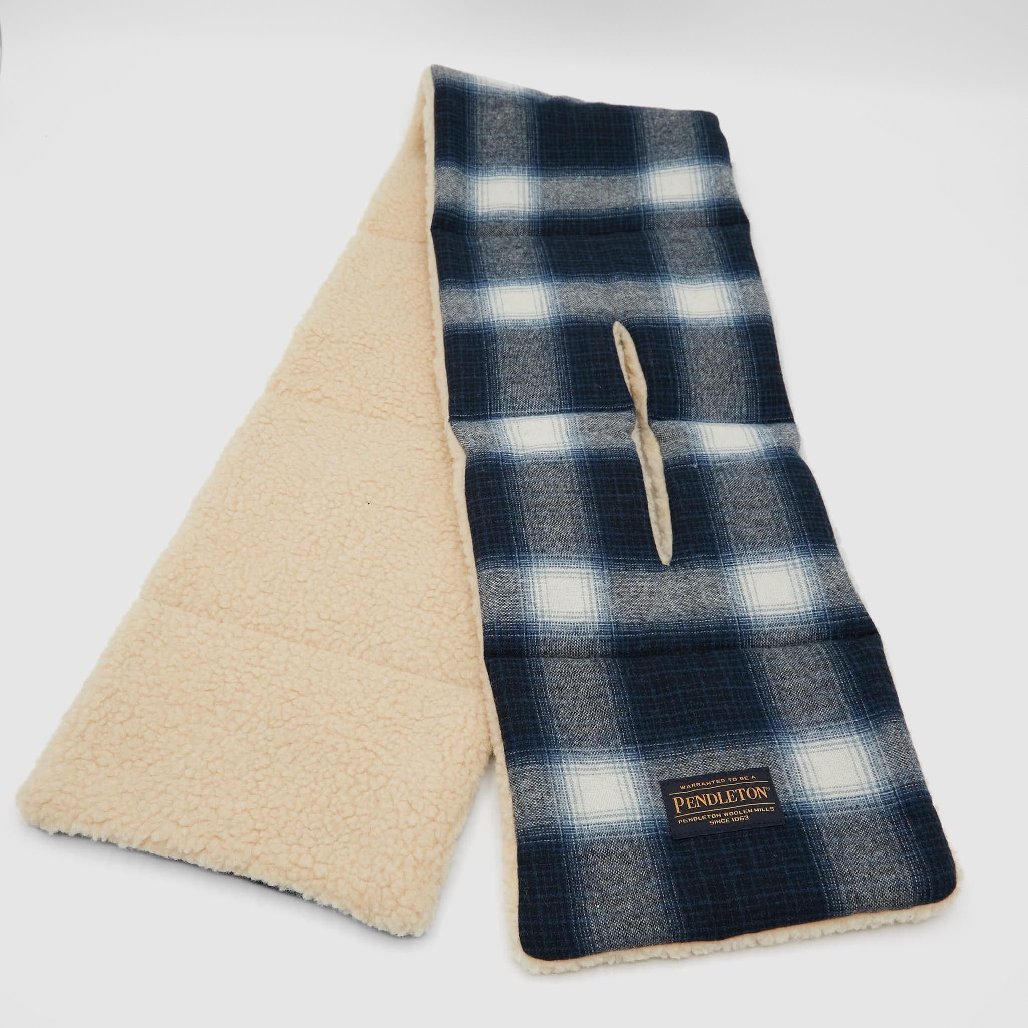 x Pendleton Plaid Boa Muffler