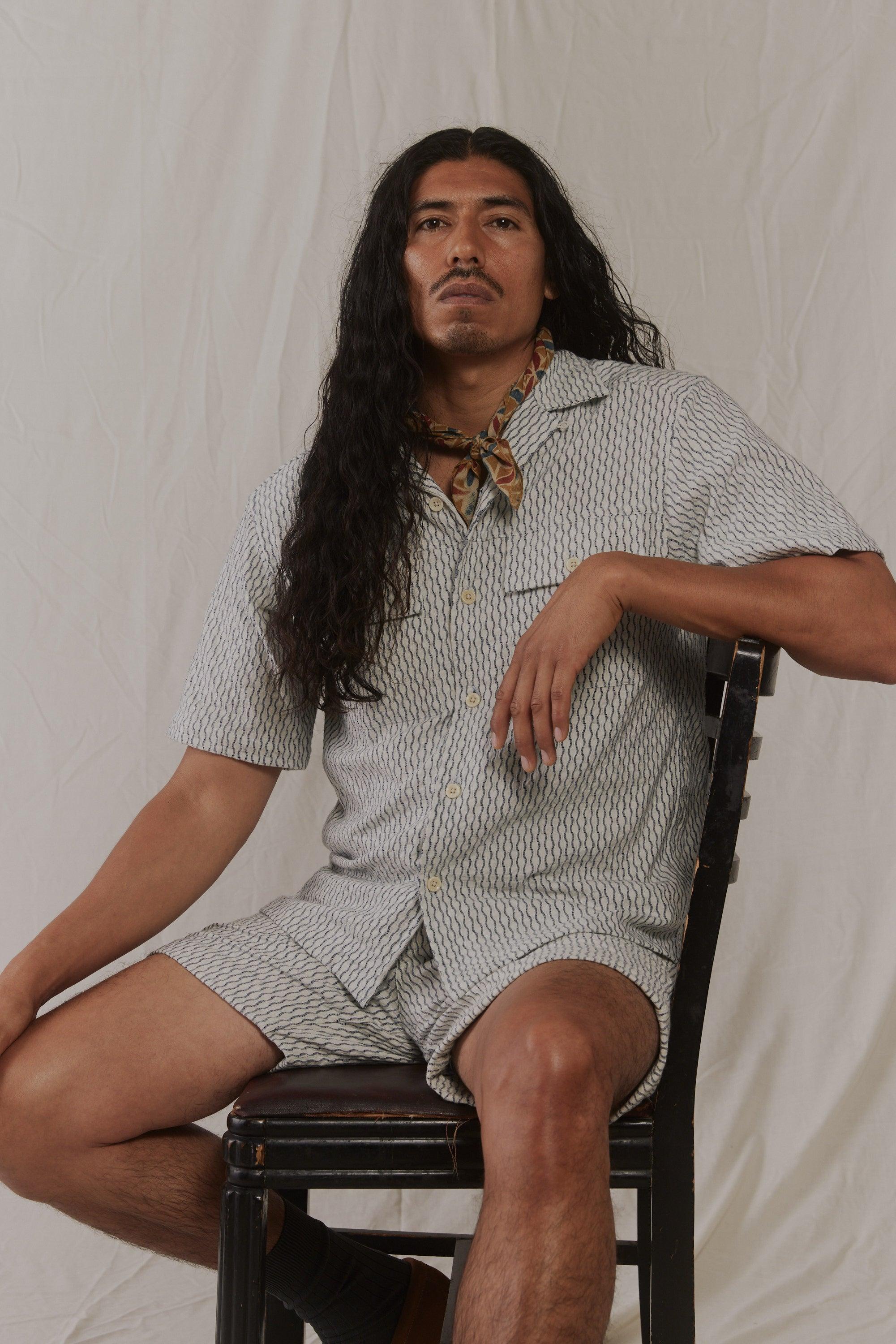 Harshil 2 Pocket Shirt Cotton Distortion Weave in Indigo