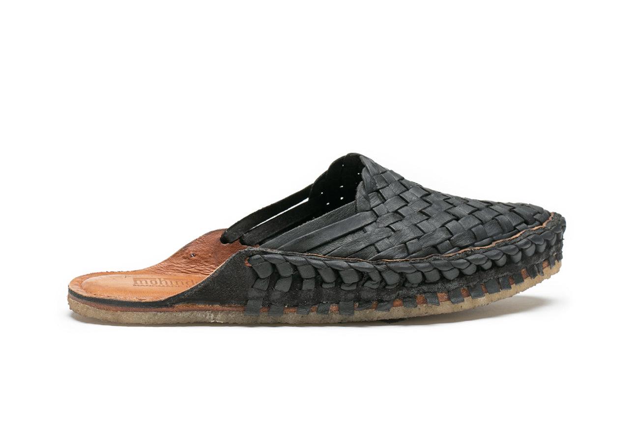 Men's Woven Slide in Charcoal