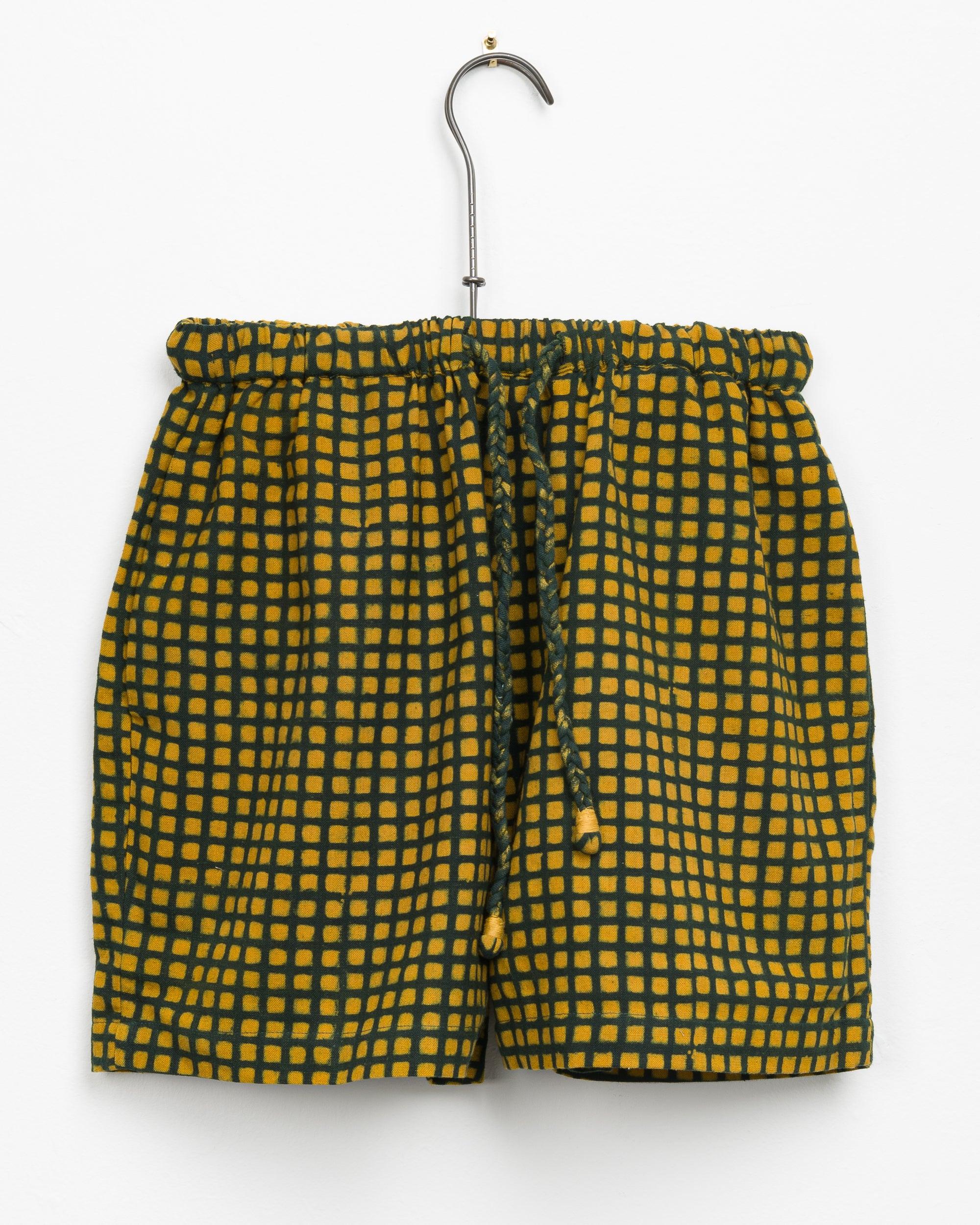 Ekiya Short in Grass Grid Block