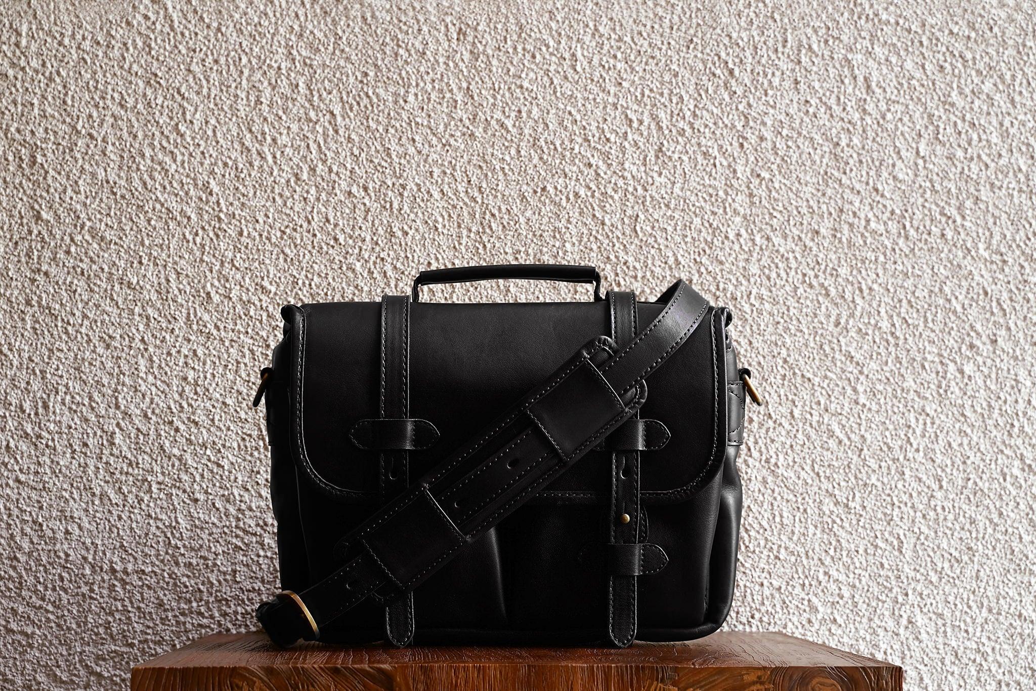 Rana 11/Black - 3 Weeks Preorder