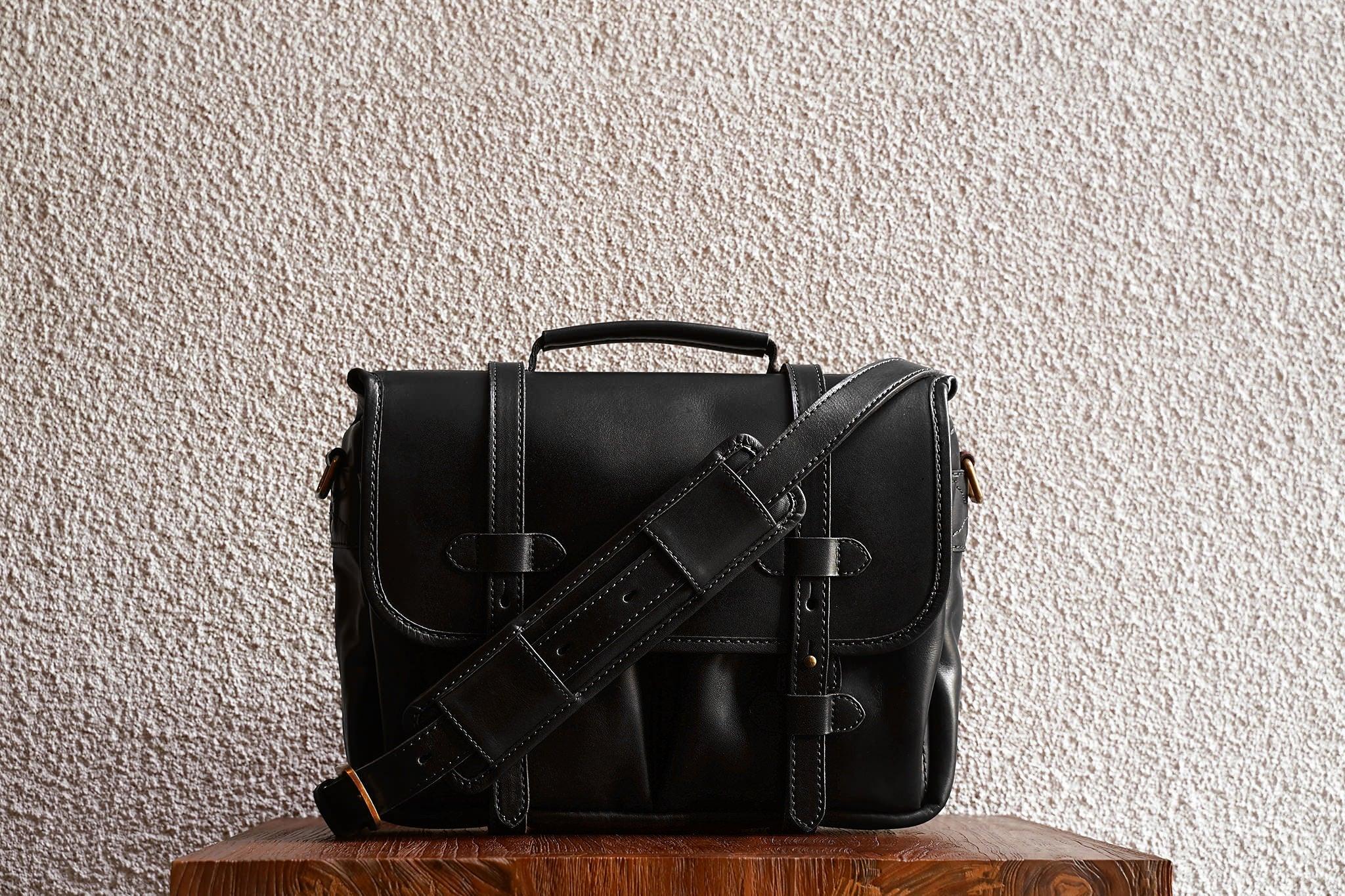 Rana 13/Black - 3 Weeks Preorder