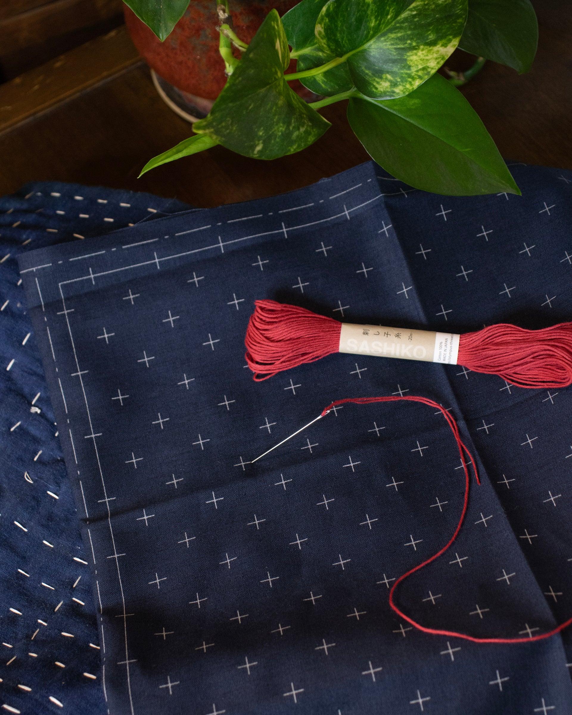 , Cotton Linen Sashiko Fabric, Navy, Kasuri Design
