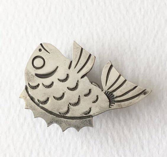 FISH ( LUCKY FISH) 幸運鯉魚 別針 / 胸針