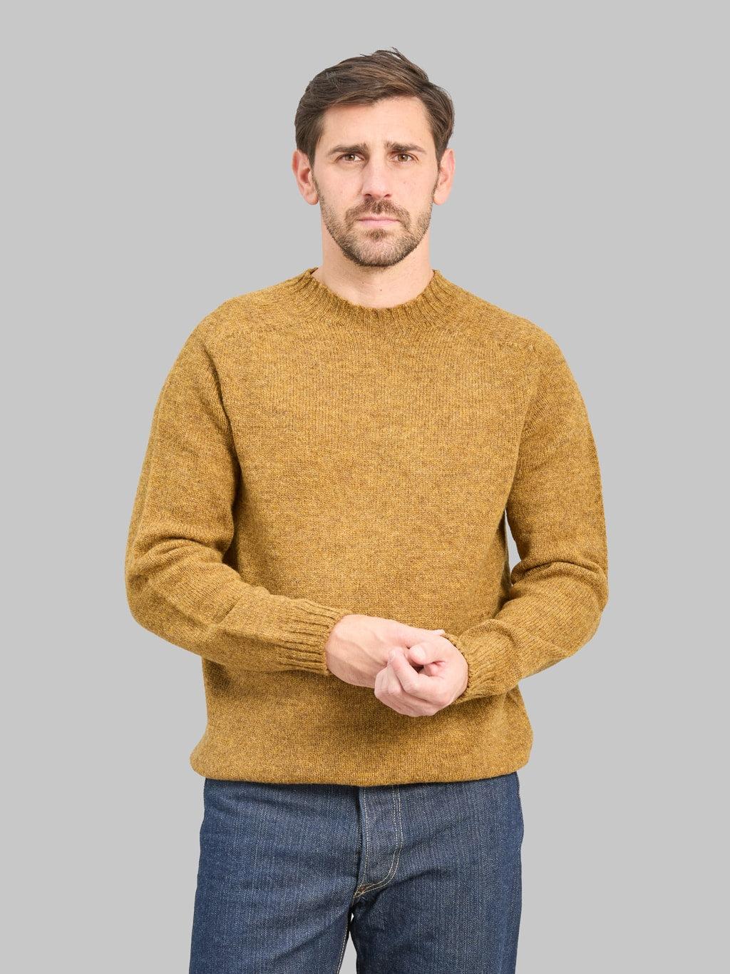 Shetland Wool Crewneck Pullover Gold